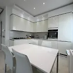 Vista Con Terrazza Esclusiva Апартаменты